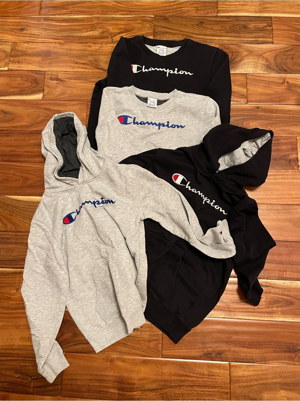 5 Champion Kids Hoodies & Sweatshirts - Black & Gray & Red- size L (14/16)
